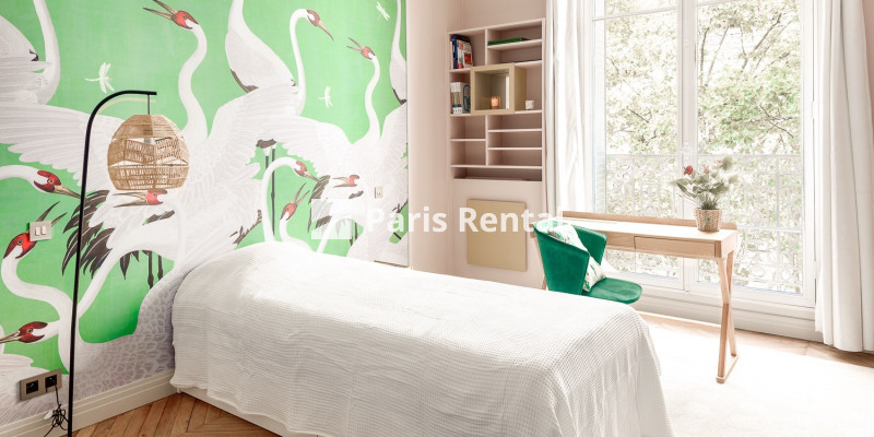 Bedroom 3 - 
    15th district
  Breteuil / Suffren, Paris 75015
