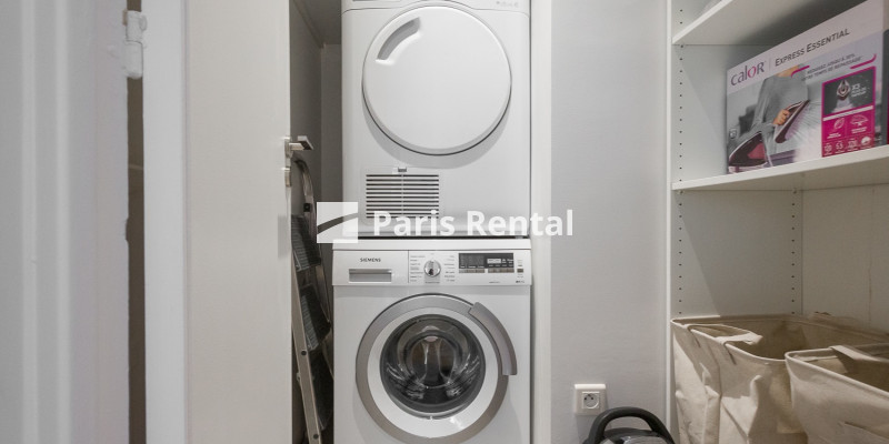 Laundry room - 
    16th district
  Passy - La Muette, Paris 75016
