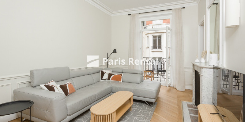 Living room - 
    16th district
  Passy - La Muette, Paris 75016
