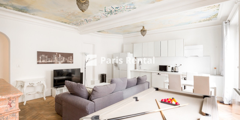 Living room - 
    8th district
  Champs-Elysées, Paris 75008
