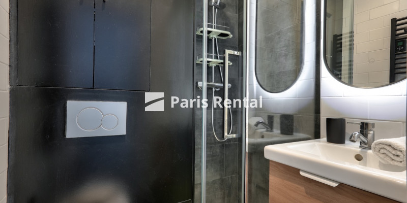 Bathroom (shower only) - 
    17th district
  Batignolles, Paris 75017

