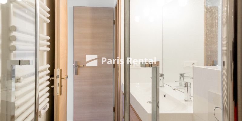 Bathroom (shower only) - 
    Boulogne-Billancourt
  Boulogne-Billancourt, Boulogne-Billancourt 92100

