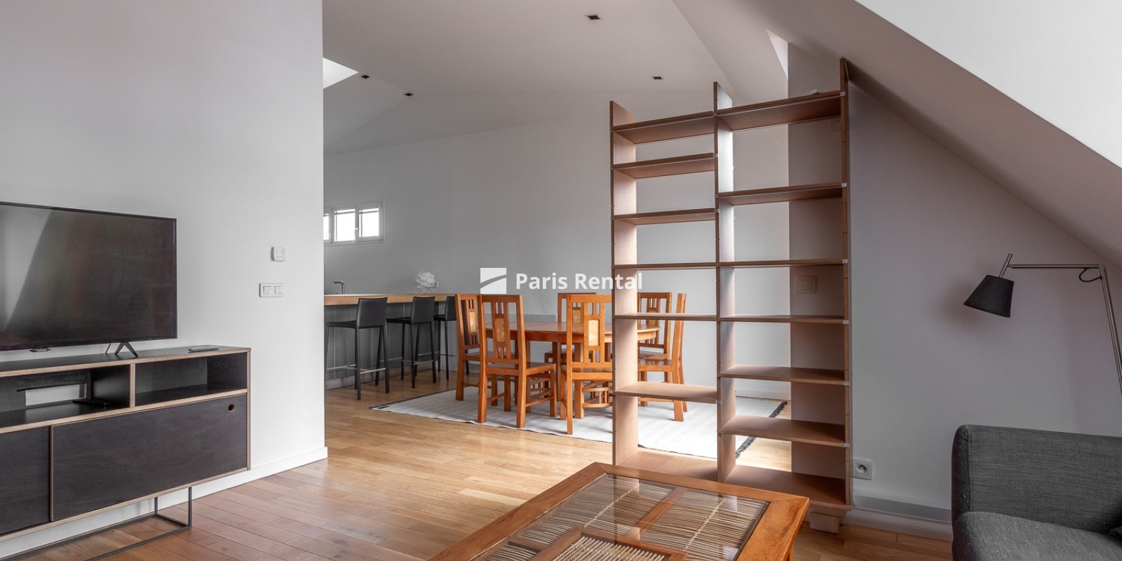  - 
    11th district
  Bastille, Paris 75011
