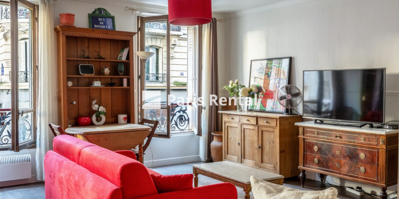  - 
    5th district
  Quartier Latin, Paris 75005
