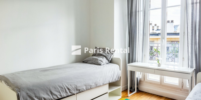  - 
    16th district
  Auteuil, Paris 75016
