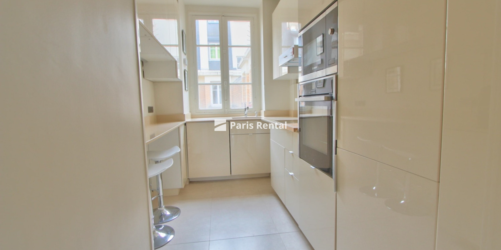  - 
    15th district
  Pasteur - Vaugirard, Paris 75015
