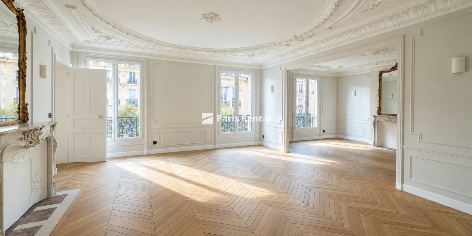  - 
    16th district
  Trocadéro, Paris 75016
