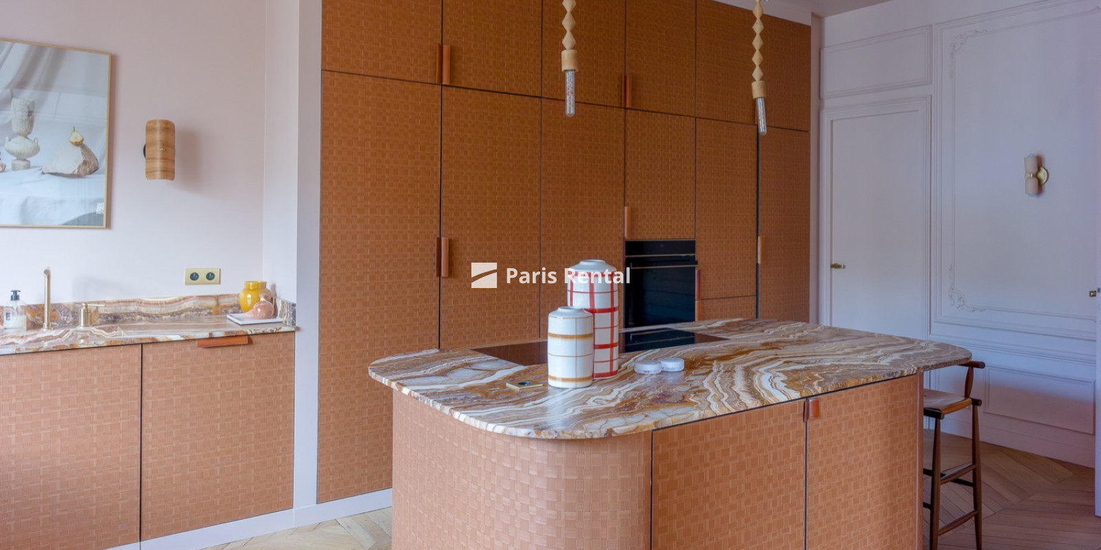  - 
    16th district
  Etoile, Paris 75016

