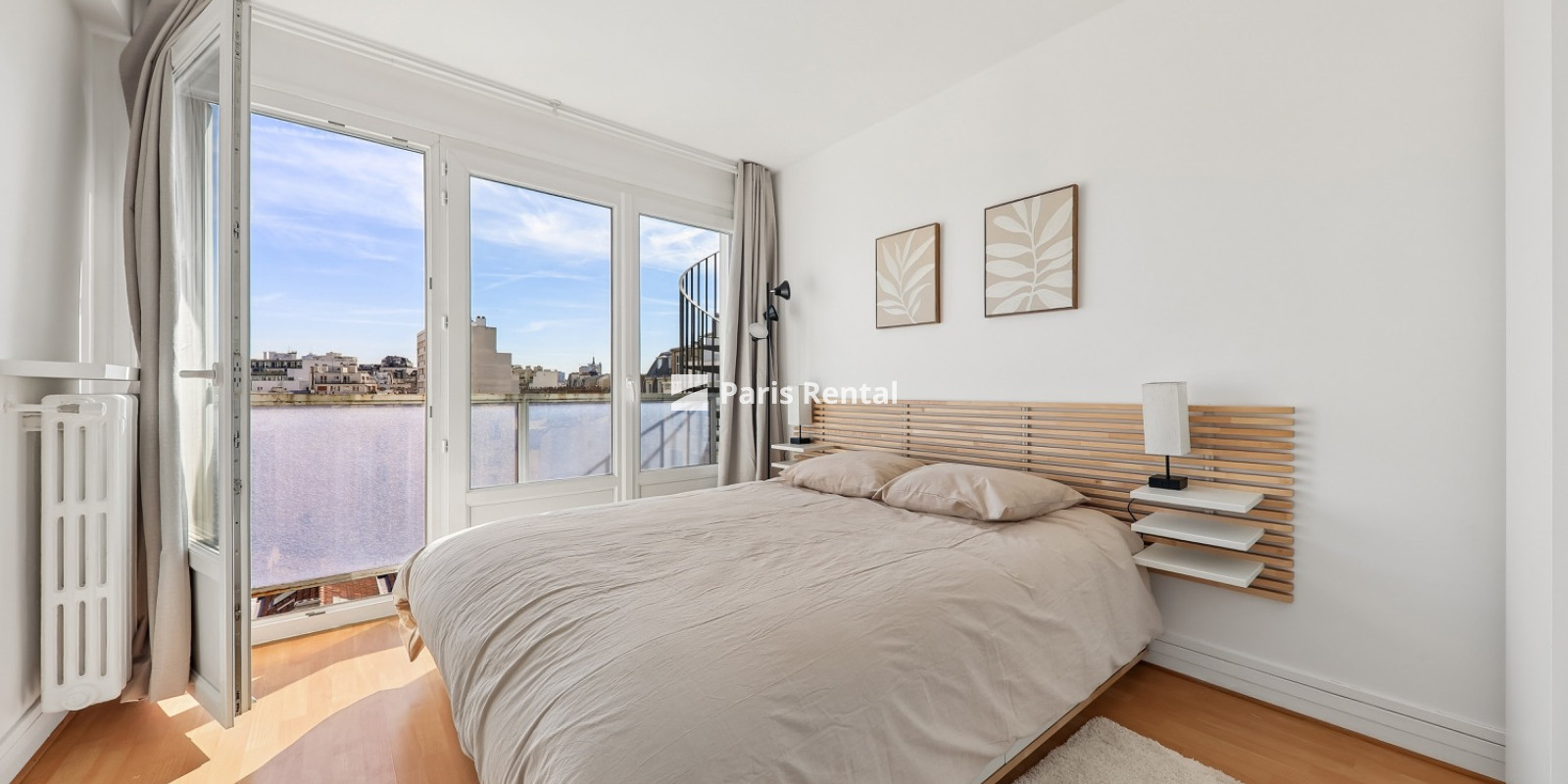  - 
    15th district
  Grenelle, Paris 75015

