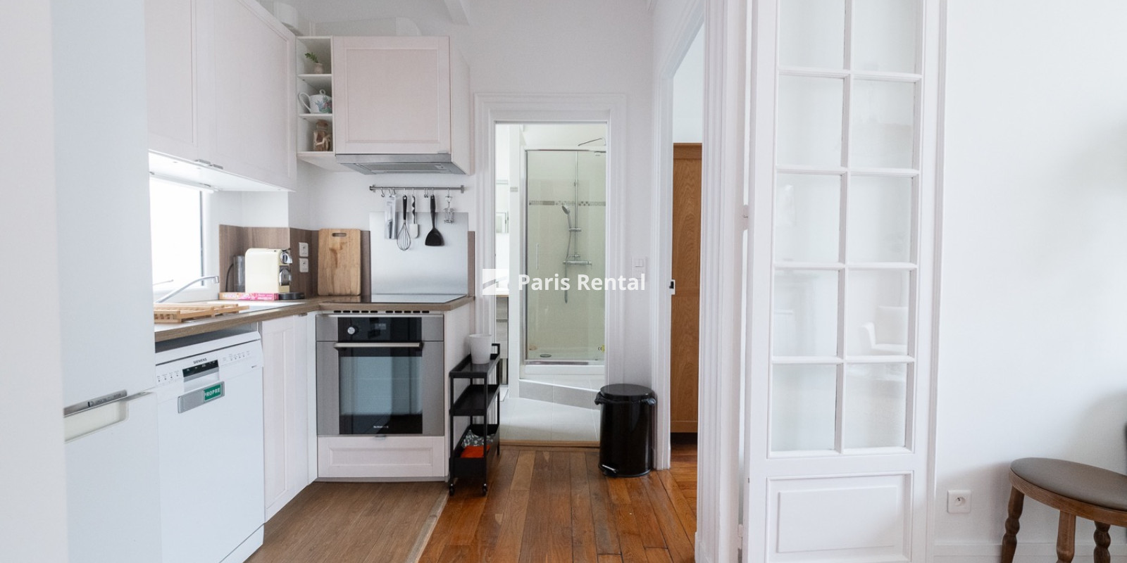  - 
    17th district
  Batignolles, Paris 75017

