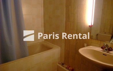 Bathroom - 
    4th district
  Marais / Bastille, Paris 75004
