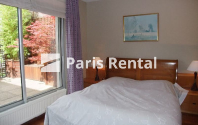 Master bedroom - 
    15th district
  Paris 75015
