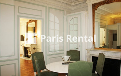 Dining room - 
    8th district
  Etoile, Paris 75008
