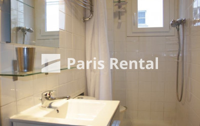 Bathroom (shower only) - 
    4th district
  Le Marais, Paris 75004
