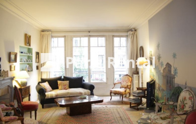 Living room - 
    17th district
  Paris 75017
