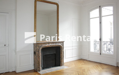 Bedroom 2 - 
    17th district
  Monceau, Paris 75017
