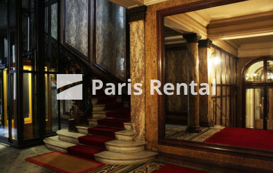 Entrance hall - 
    17th district
  Monceau, Paris 75017
