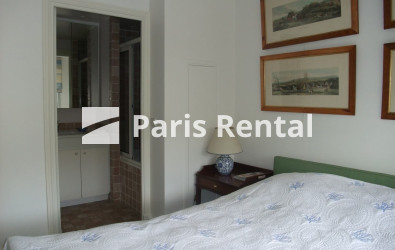 Bedroom - 
    16th district
  Trocadéro / Passy, Paris 75116
