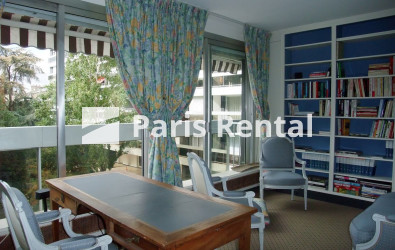 Living room - dining room - 
    16th district
  Trocadéro / Passy, Paris 75116
