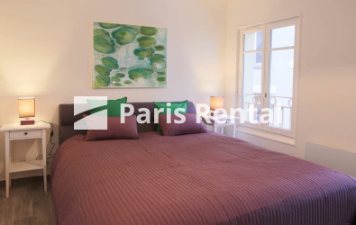 Bedroom 2 - 
    16th district
  Champs-Elysées / Etoile / Victor Hugo, Paris 75116
