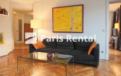 Living room - 
    1st district
  Paris 75001
