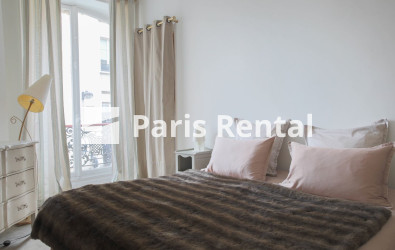 Bedroom 1 - 
    9th district
  Saint-Georges, Paris 75009
