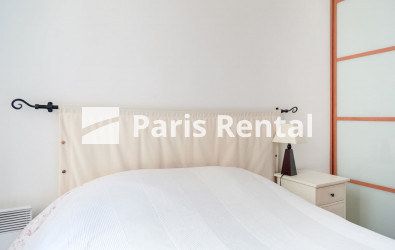 Bedroom - 
    17th district
  Paris 75017
