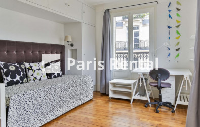 Bedroom 1 - 
    16th district
  Porte Maillot, Paris 75016
