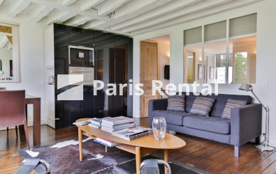Living room - dining room - 
    4th district
  Ile Saint Louis, Paris 75004
