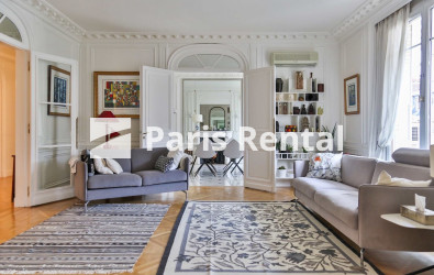 Living room - 
    8th district
  Etoile, Paris 75008
