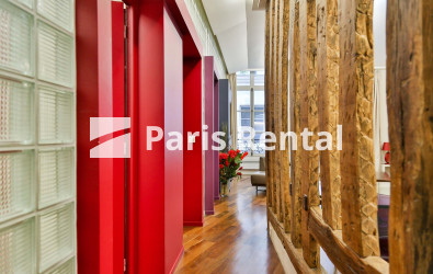 Entrance - 
    2nd district
  Montorgueil, Paris 75002
