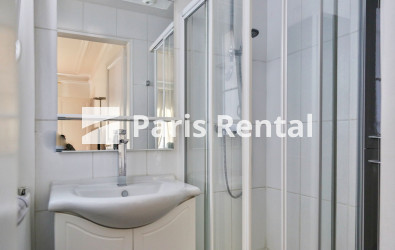 Bathroom (shower only) - 
    5th district
  Censier, Paris 75005

