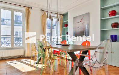 Living room - dining room - 
    4th district
  Le Marais, Paris 75004
