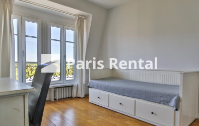 Bedroom 3 - 
    16th district
  Bois de Boulogne, Paris 75016
