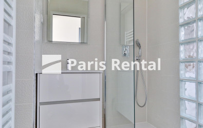 Bathroom (shower only) - 
    16th district
  Auteuil, Paris 75016

