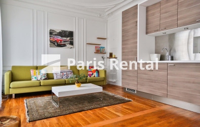 Living room - dining room - 
    10th district
  Gare du Nord, Paris 75010
