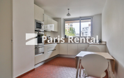 Furnished apartment rental 3 bedrooms (124 m²) Paris 16th (Rue Gros)
