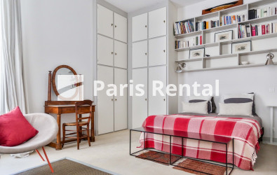 Bedroom - 
    16th district
  Etoile, Paris 75016
