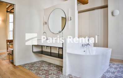 Bathroom 1 - 
    6th district
  St.Germain des Prés, Paris 75006
