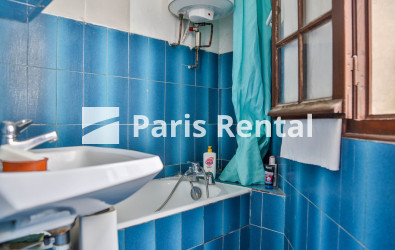 Bathroom 1 - 
    5th district
  Quartier Latin, Paris 75005
