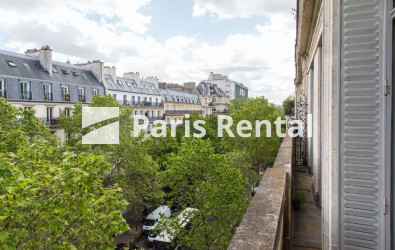 Balcony - 
    17th district
  Wagram, Paris 75017
