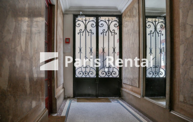 Entrance hall - 
    12th district
  Paris 75012

