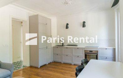 Living room - 
    14th district
  Denfert-Rochereau, Paris 75014
