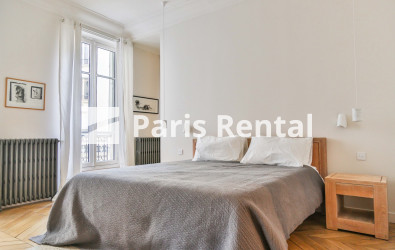 Master bedroom - 
    8th district
  Monceau, Paris 75008
