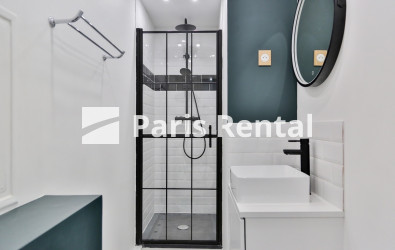 Shower-room 1 - 
    Neuilly sur Seine
  Neuilly Centre, Neuilly sur Seine 92200
