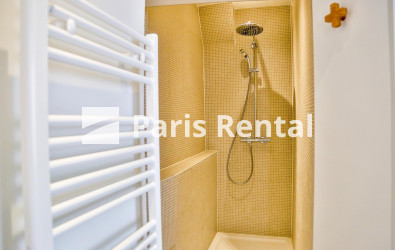 Bathroom (shower only) - 
    1st district
  Tuileries, Paris 75001
