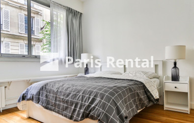Bedroom 2 - 
    Neuilly sur Seine
  Neuilly  St James, Neuilly sur Seine 92200

