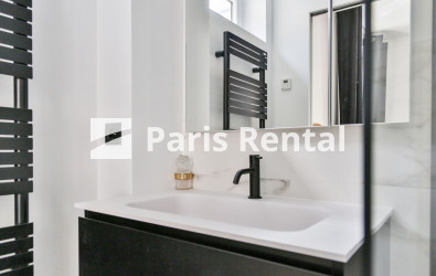 Shower-room 1 - 
    Neuilly sur Seine
  Neuilly Centre, Neuilly sur Seine 92200
