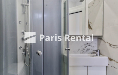Bathroom (shower only) - 
    16th district
  Etoile, Paris 75016
