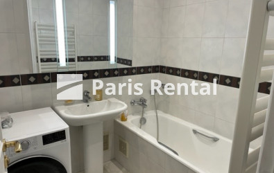 Bathroom 1 - 
    7th district
  Bac - St Germain, Paris 75007
